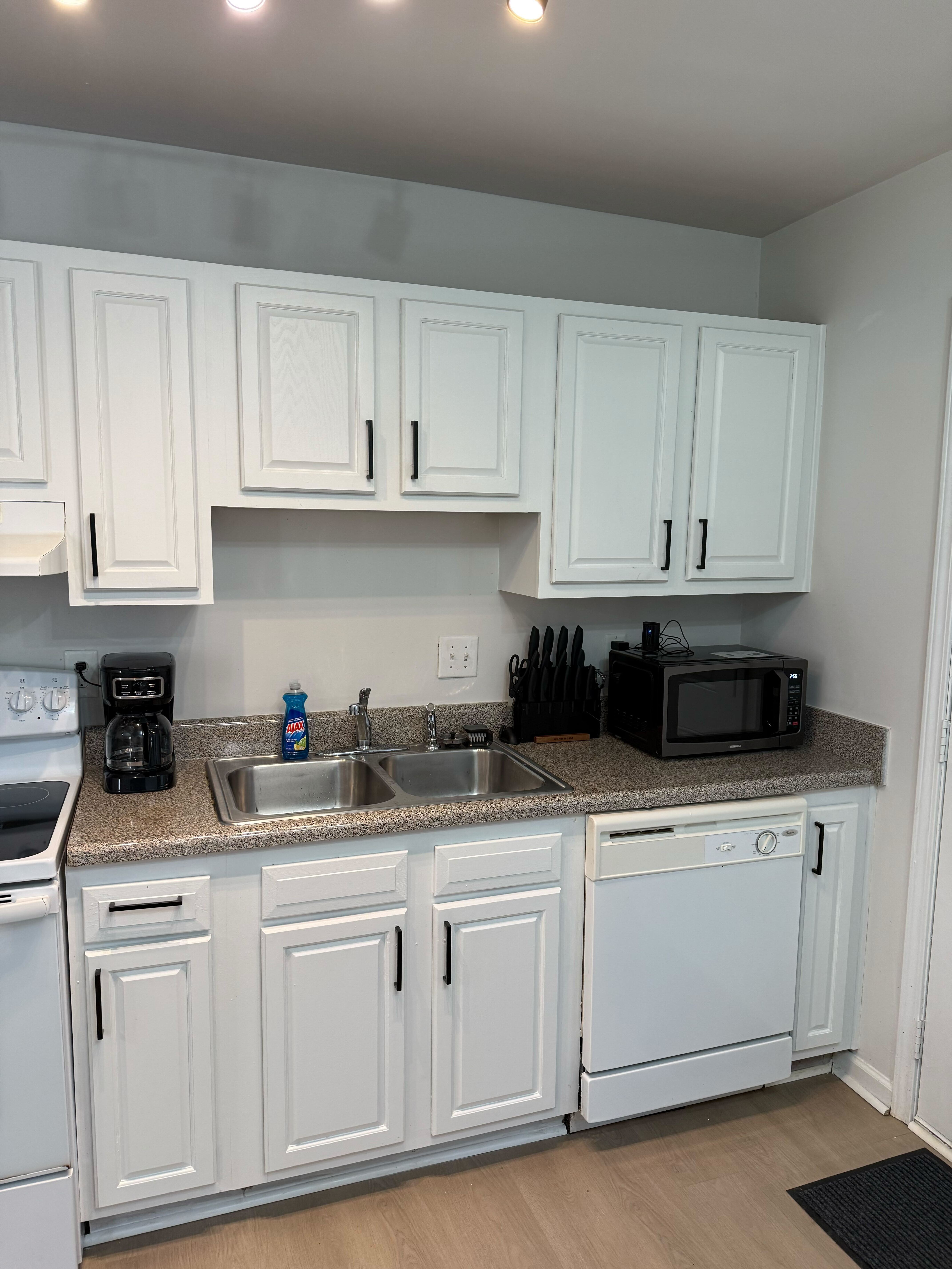 Women's House Shared Kitchen