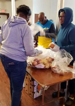 Thanksgiving Basket for Families 5