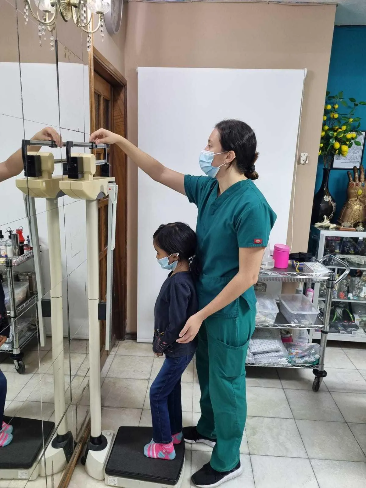 "Ana" 9-year-old girl diagnosed with a congenital disease being preclined.