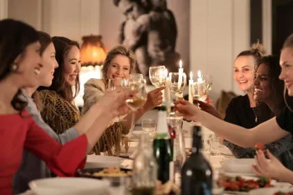 dinner table reunion