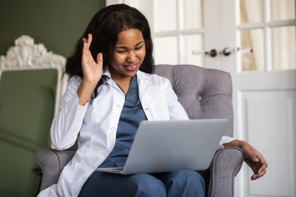 Reduce the Wait – Why Fast Response Wins Patients