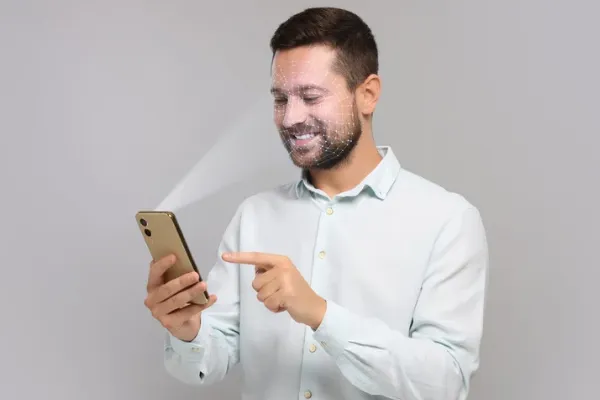 AI system sending automated personalized recall messages to inactive patients.