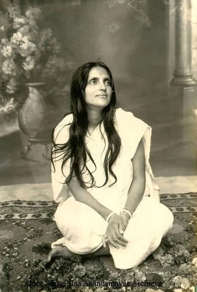Ma Ananda Moyî