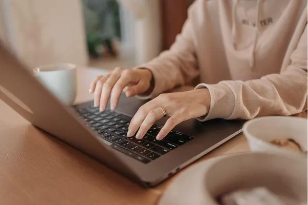woman working on laptop