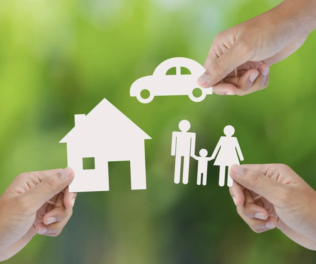 The Real Benefits of Bundling Your Insurance Policies