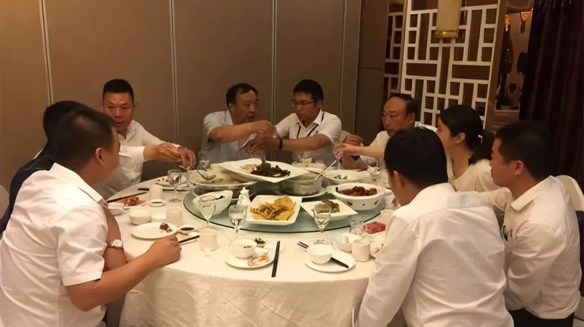 酒桌再也不发愁，建议收藏 