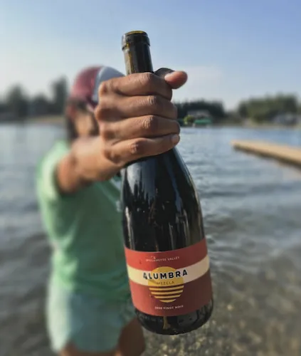 Alumbra Cellars