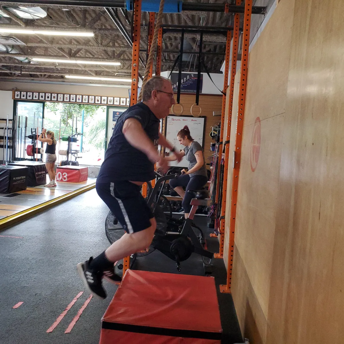 Clean, Box jump, Chest-2-Bar Pull-Ups