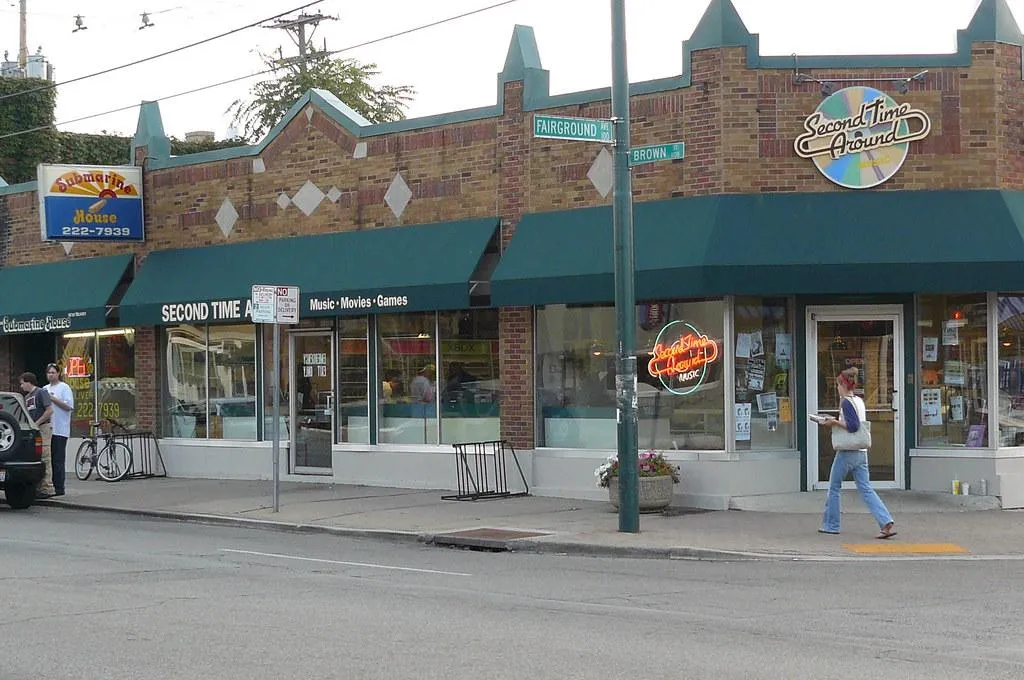 Thrift Gold in the Gem City: Second Time Around Is Where Style Gets a Second Shot