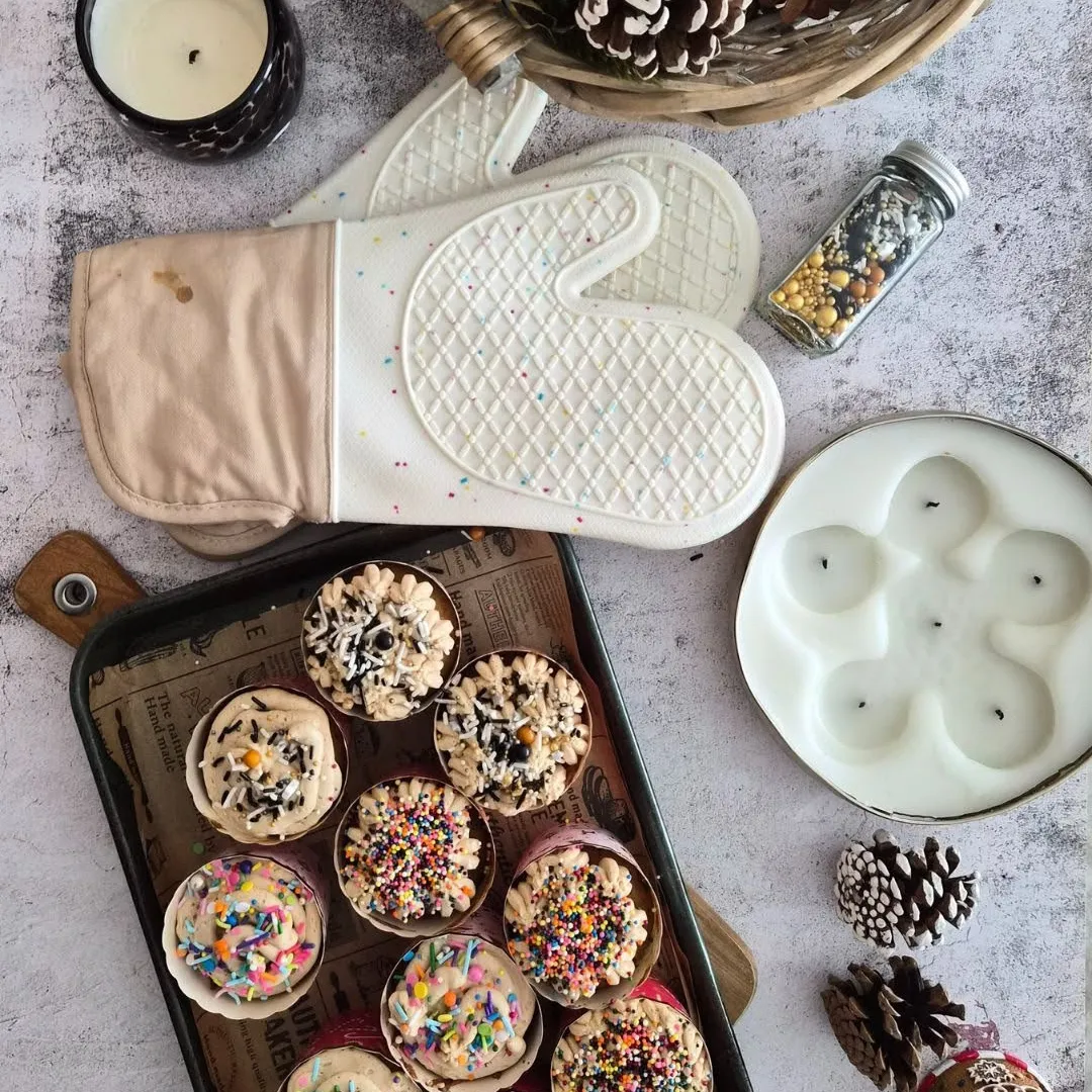 The Perfect Holiday Cupcake