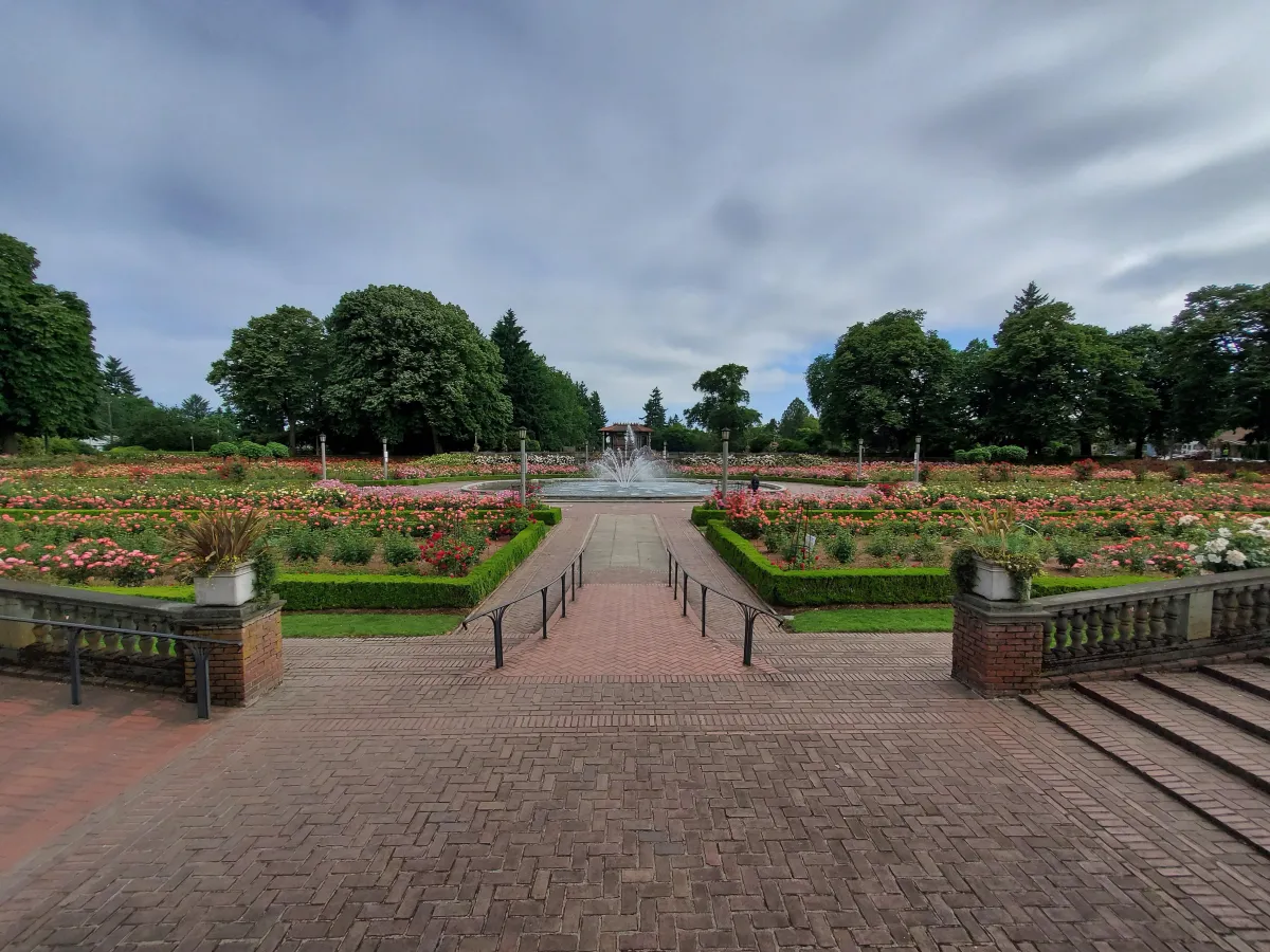 Discover Portland’s Blossoming Beauty at Peninsula Park and Rose Garden
