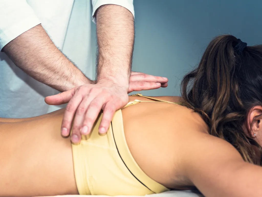 Perché Scegliere l’Osteopatia ad Aprile: Rinnovamento e Benessere