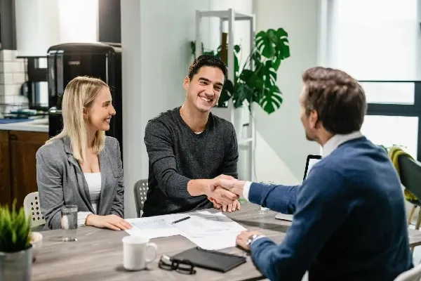 Adjustable Rate Mortgages vs. Fixed Rate Mortgages