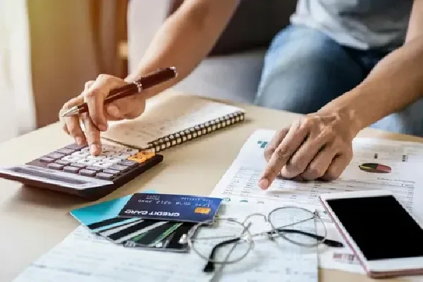Adverse credit debt consolidation – facilitates financial rebirth by clearing bad credit.