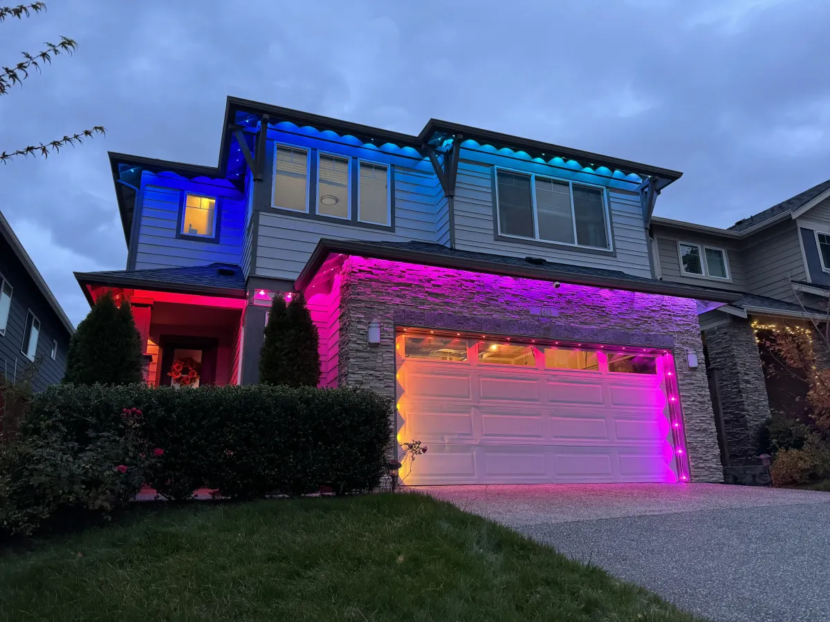 Seattle home Christmas Light Installation example