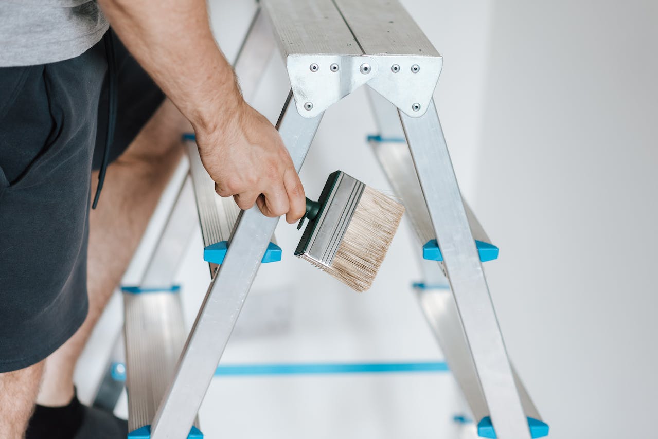 Residential Decorating and Spraying Services