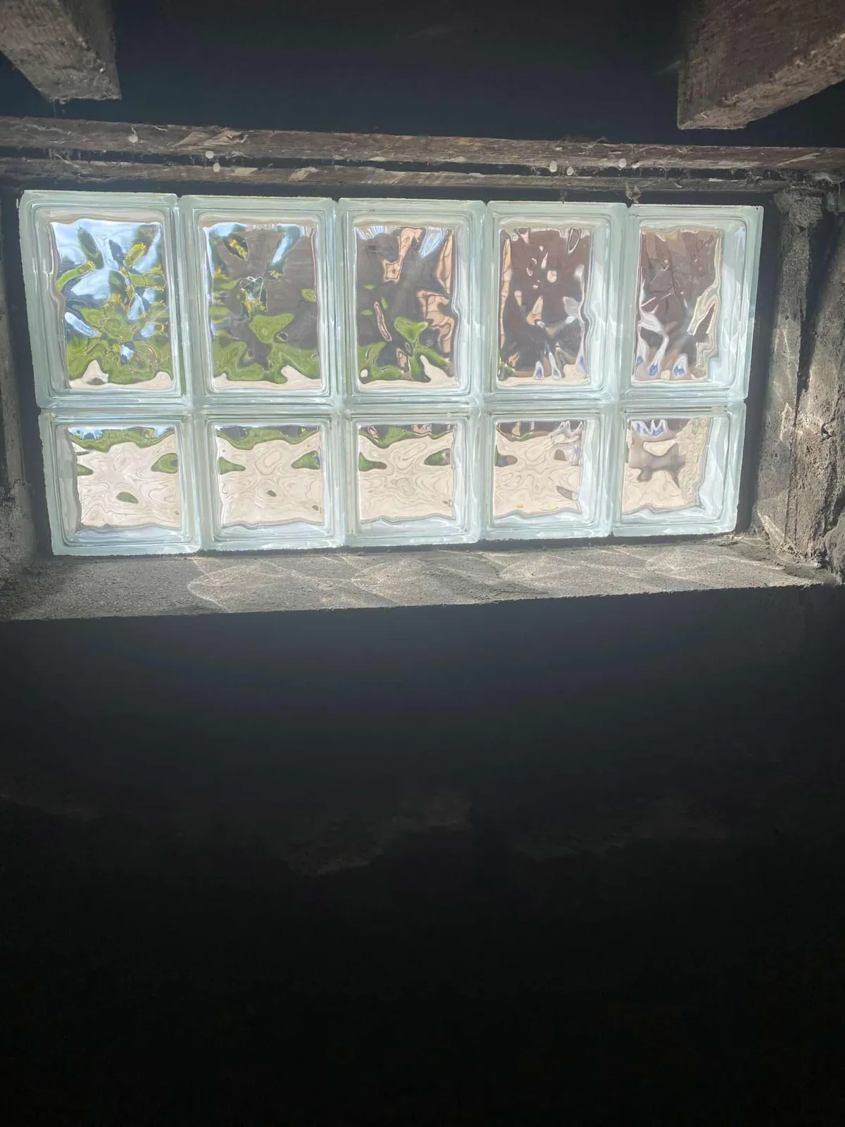 Choosing Between Mortar and Mortarless Systems for Midwest Weather