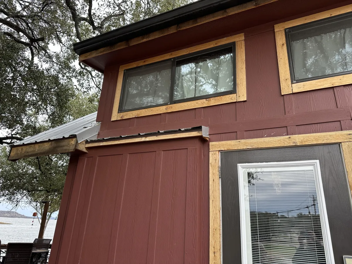 Finished exterior siding and trim on residential project in Fort Worth Texas