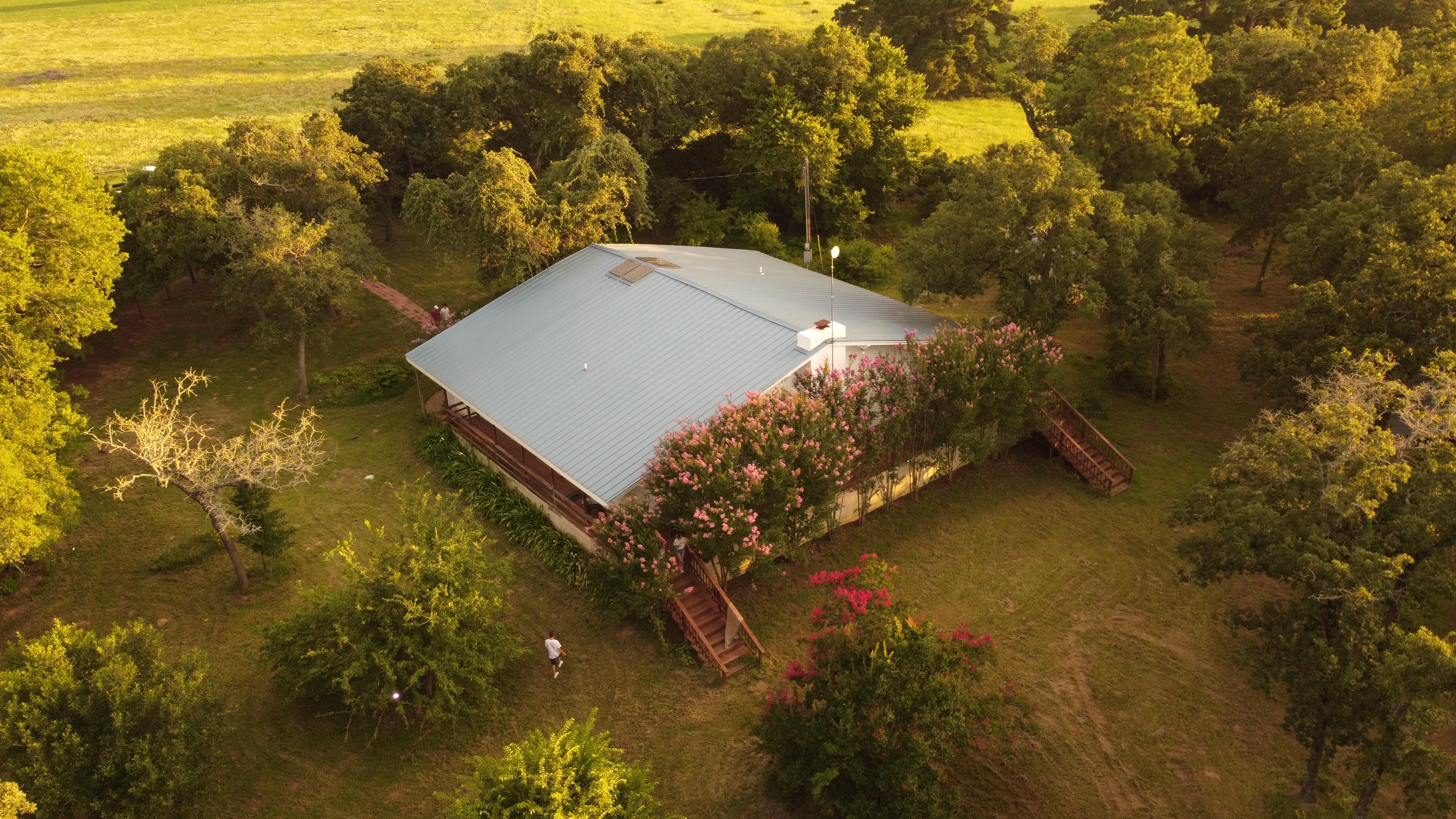 Golden_Pine_Village_Wedding_Venue