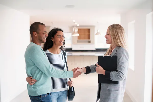 Overcome Common Selling Fears: 7 Smart Reasons to Move Forward