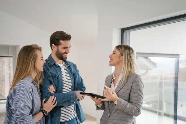 4 Crucial Selling Tips to Navigate a Challenging Housing Inventory Rise