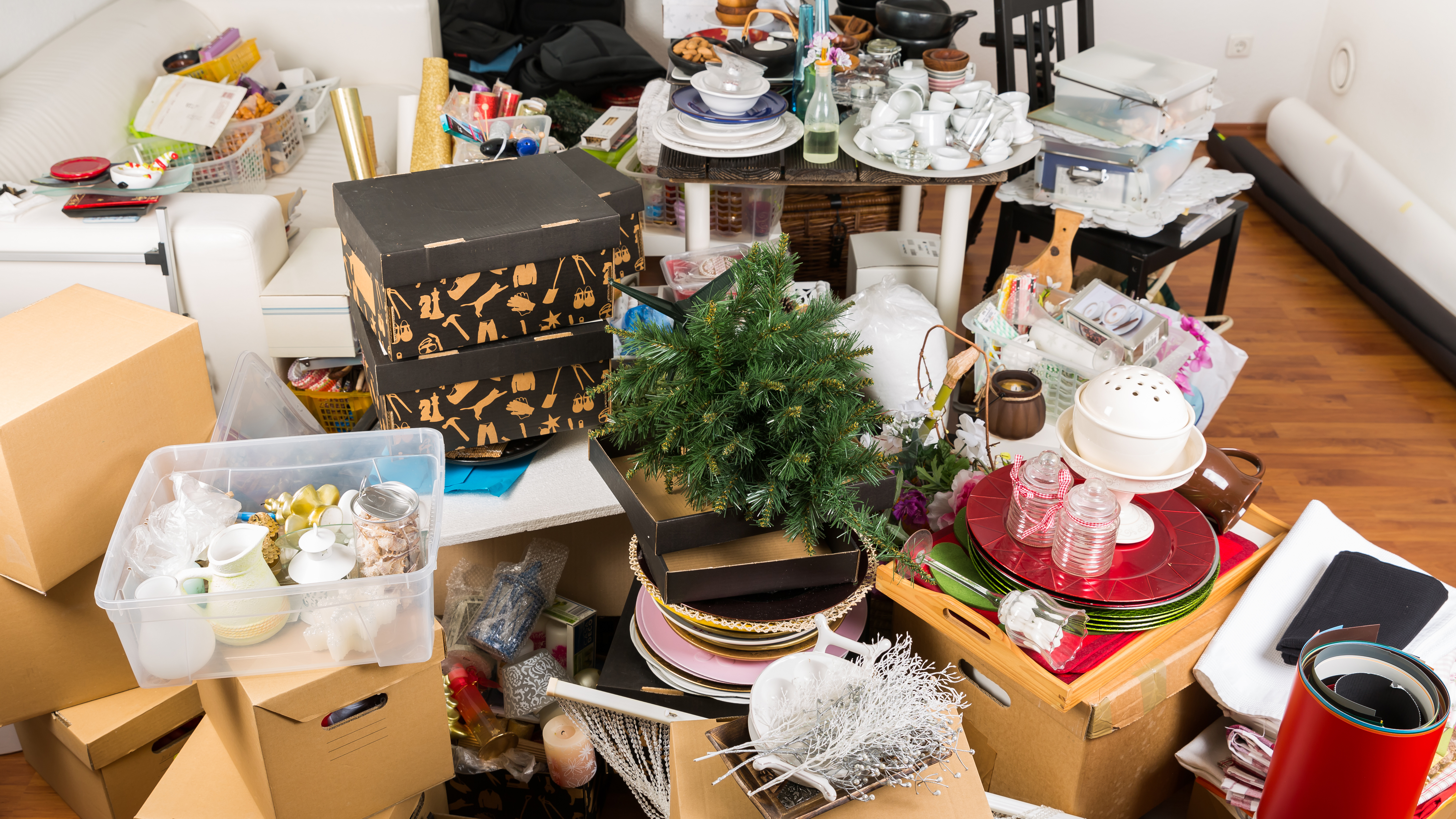 The Biggest Decluttering Mistakes I See in Kingston Homes — And How I Fix Them
