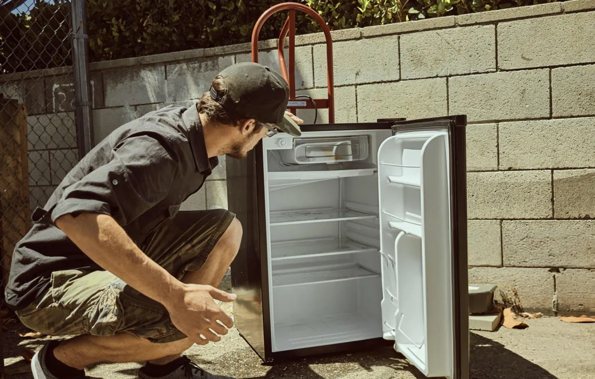 mini-fridge disposal