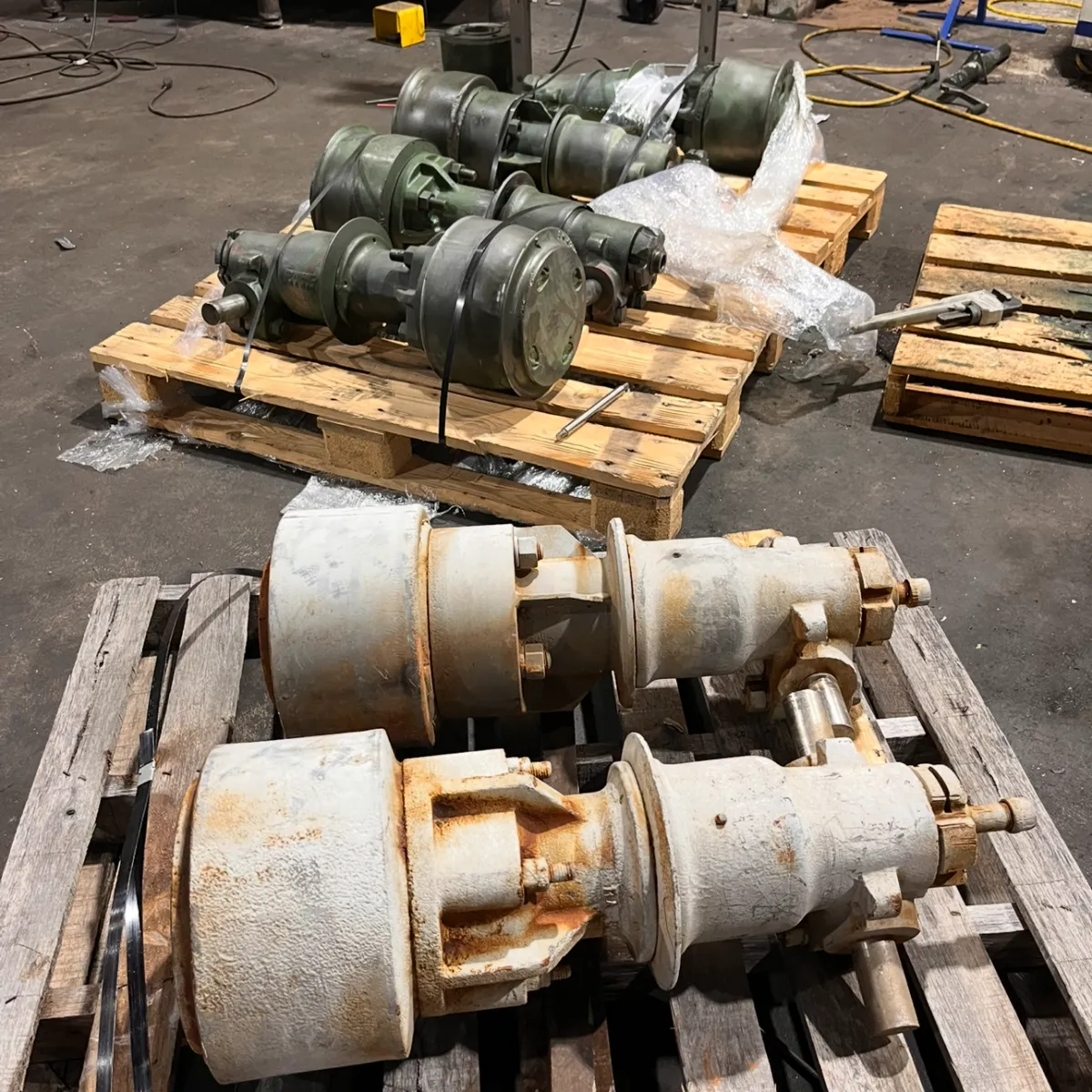 2 different types of drills on pallets