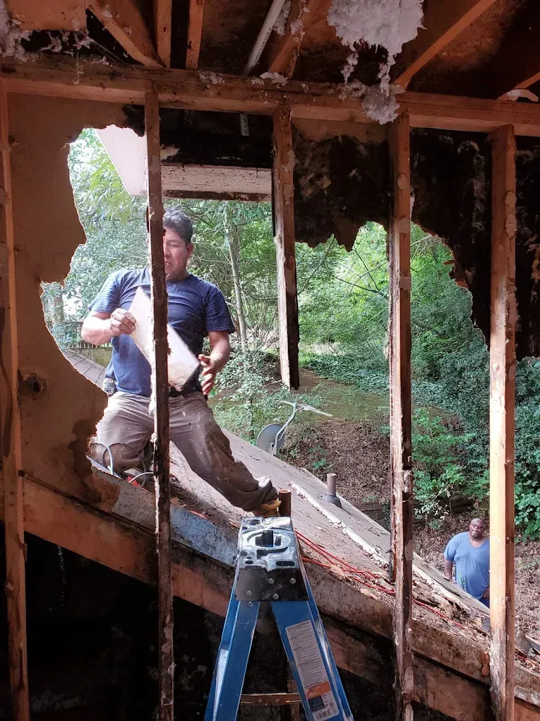 How to Restore Walls and Ceilings After Smoke Damage | Leak Proof Restoration