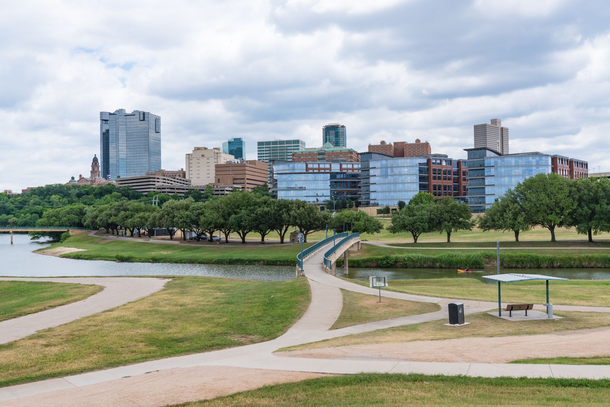 Explore the Beauty of Trinity Park | DFW Cars For Rent, Fort Worth