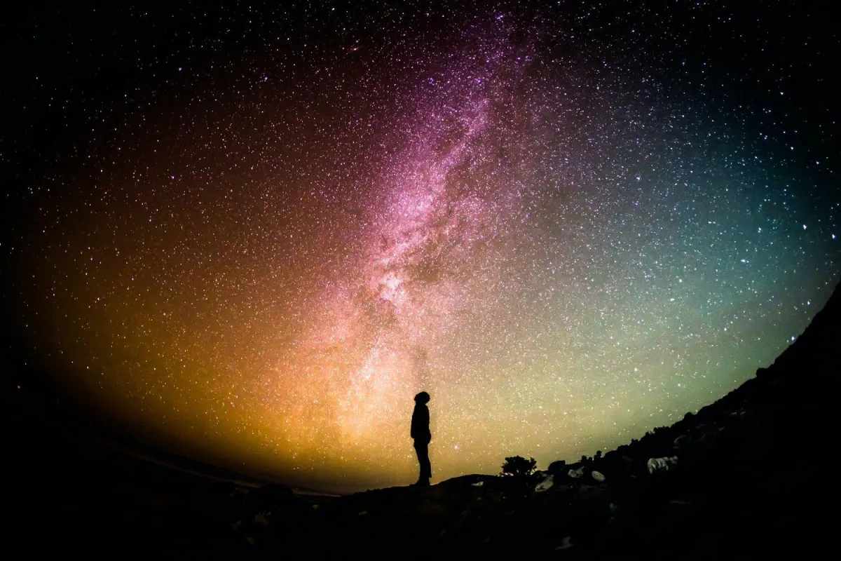 4 Ways to Incorporate Worldbuilding Naturally