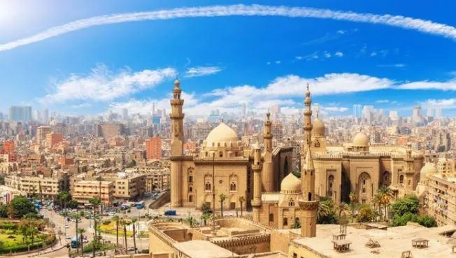 القاهرة مدينة الألف مئذنة