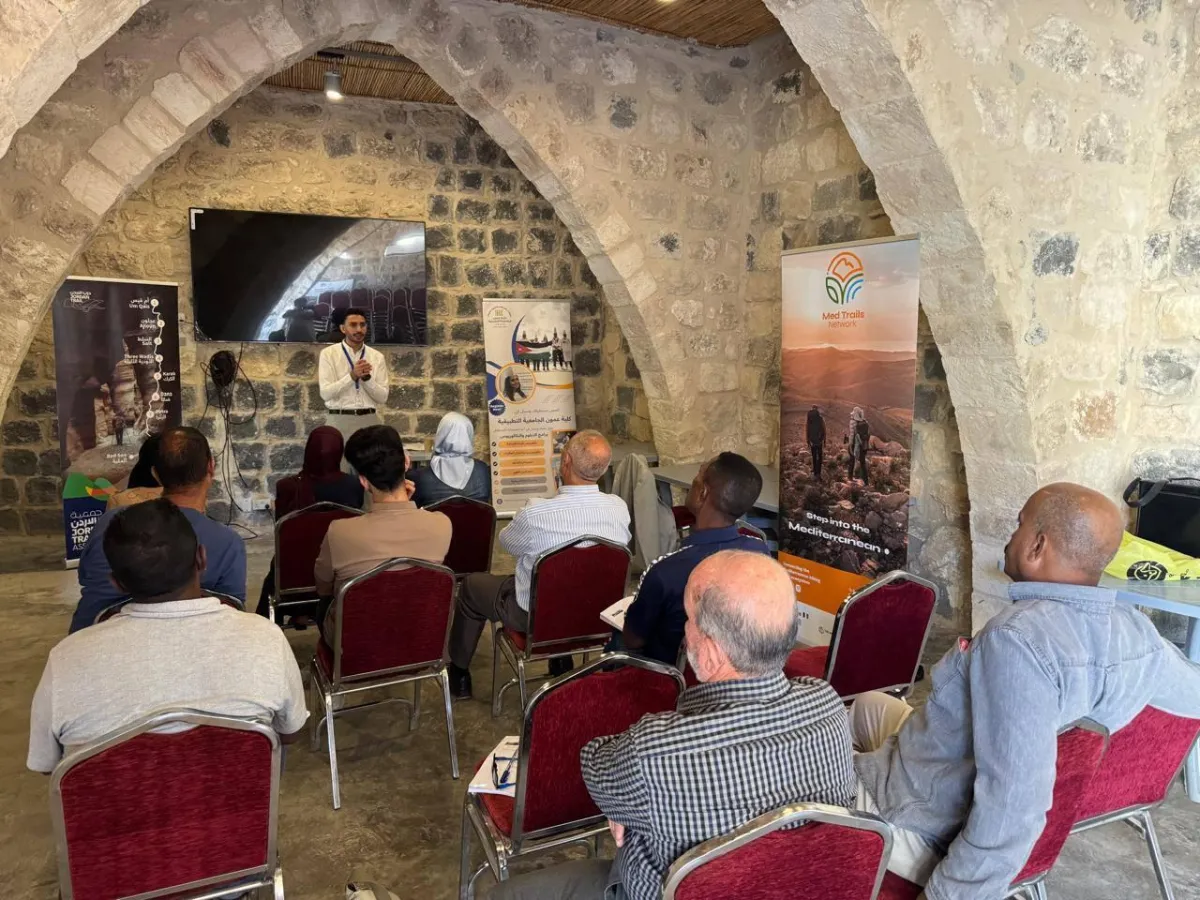 انطلاق دورة تدريبية لمزودي الخدمات على مسار درب الأردن في أم قيس