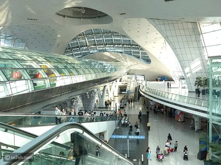 مطارات تستحق الزيارة حتى بدون سفر
