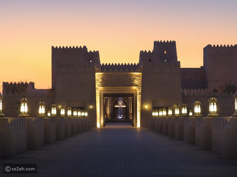 أفضل وجهات المغامرات في الصحراء العربية: من الربع الخالي إلى وادي رم

