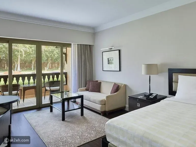 القصور القديمة تتحول إلى فنادق فاخرة في القاهرة