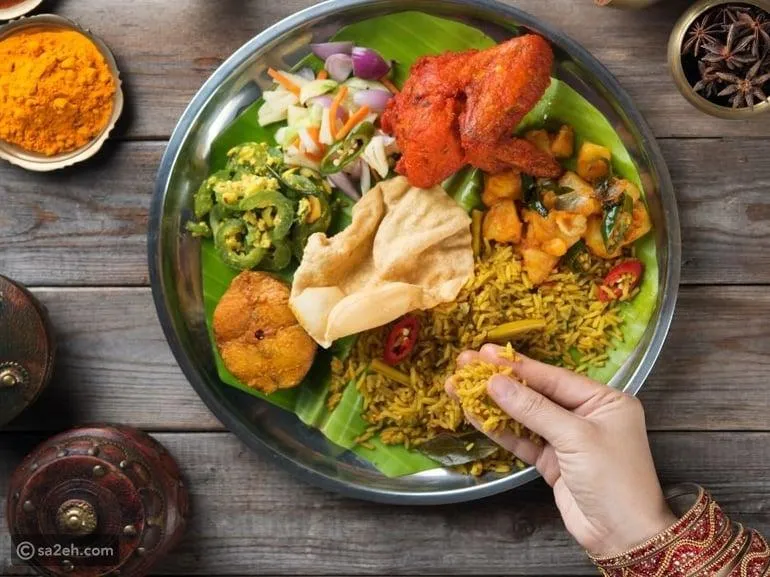 كيف تقرأ طاولة الطعام في بلد غريب