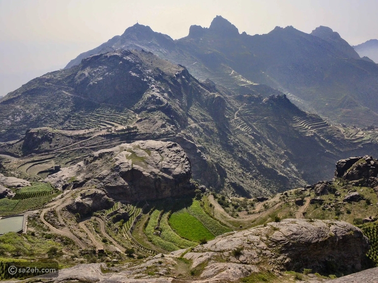 وجهات سعودية لعشاق المغامرة والمشي الجبلي