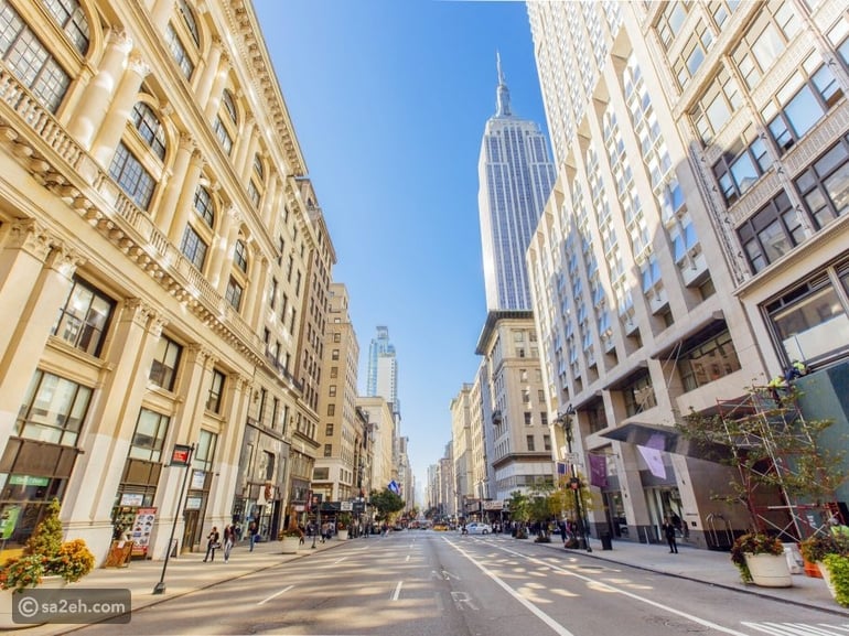فيفث أفينيو: أيقونة الرفاهية وعاصمة التسوق العالمي في نيويورك