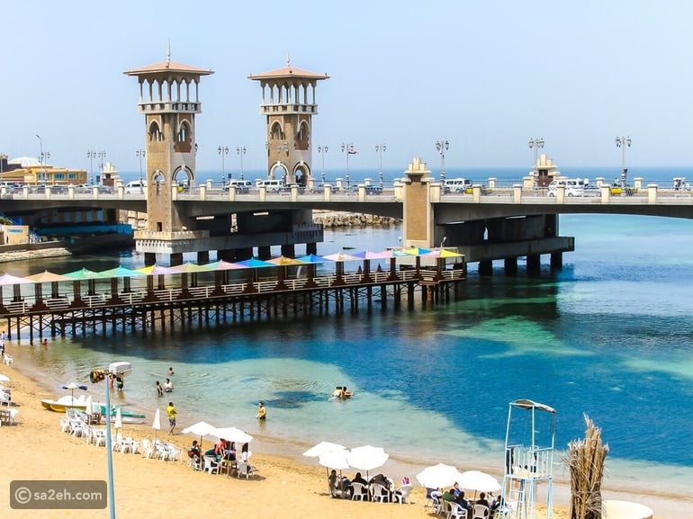 الإسكندرية: تاريخ وبحر وأجواء مختلفة في عطلة قصيرة