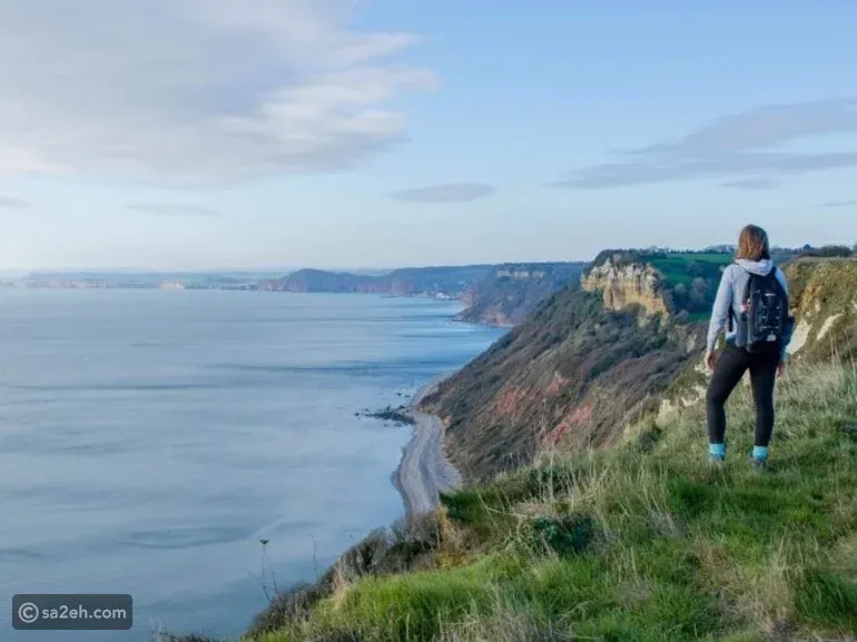 الأماكن التي يحبها المسافر الفردي: مدن هادئة ومغامرات ممتعة