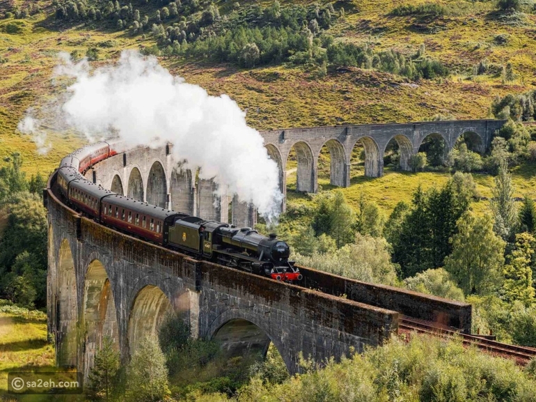 تجربة قطار فاخر بين قلاع إسكتلندا وغاباتها