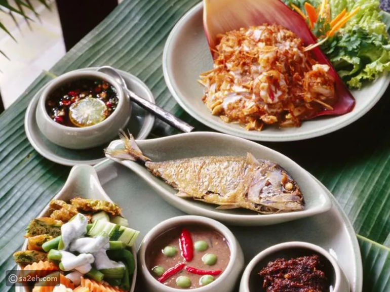 دليلك لاكتشاف الأطعمة والثقافة المحلية