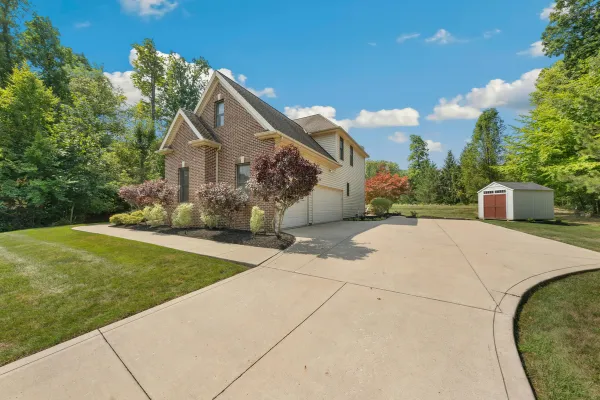 What’s Eating Your Concrete? Pressure Washing in Nixa Can Fix That