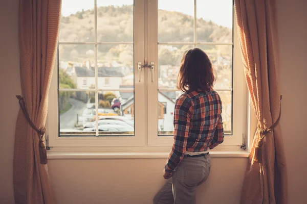 Design School vs. Self-Taught: Find Your Interior Design Path