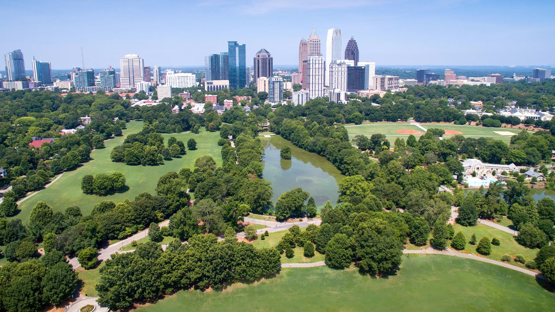 Exploring Piedmont Park | Atlanta, Georgia
