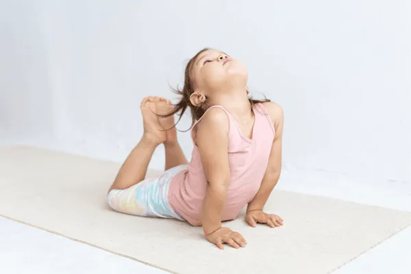 4 Ways to Incorporate Yoga for Preschoolers Bedtime Routines