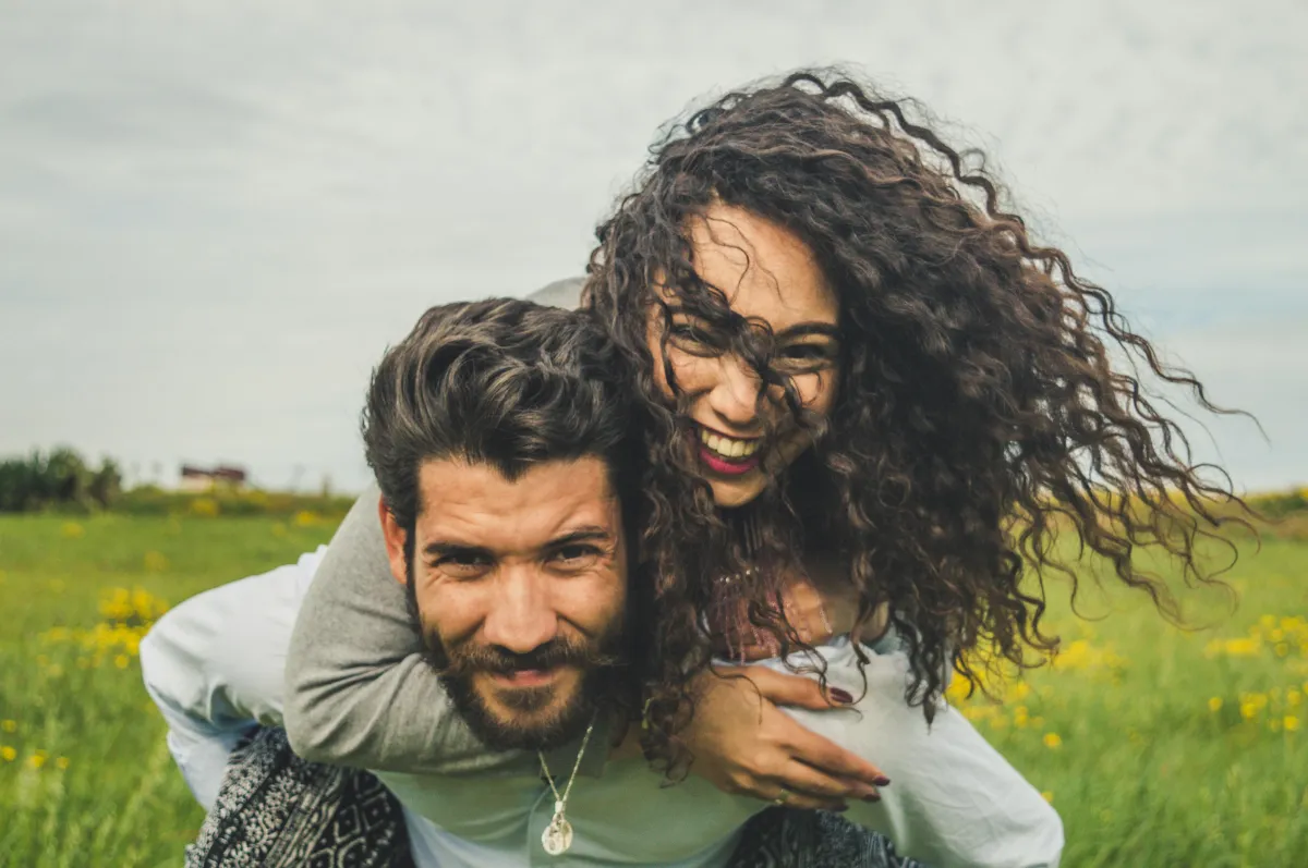 Cómo tus hormonas afectan tus relaciones y cómo equilibrarlas puede transformar tu vida familiar