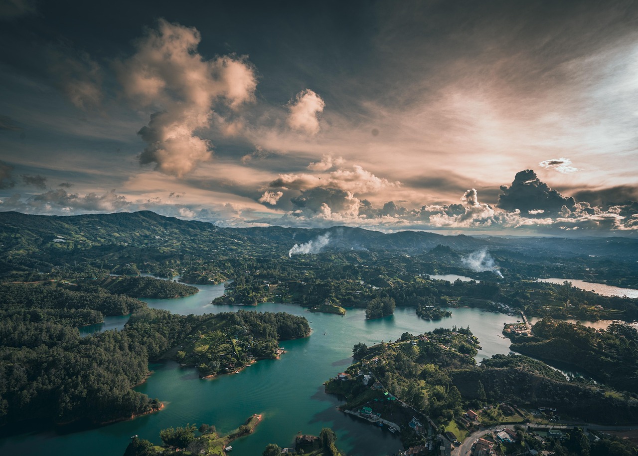 How to Extend Your 90-Day Tourist Visa in Colombia to 180 Days