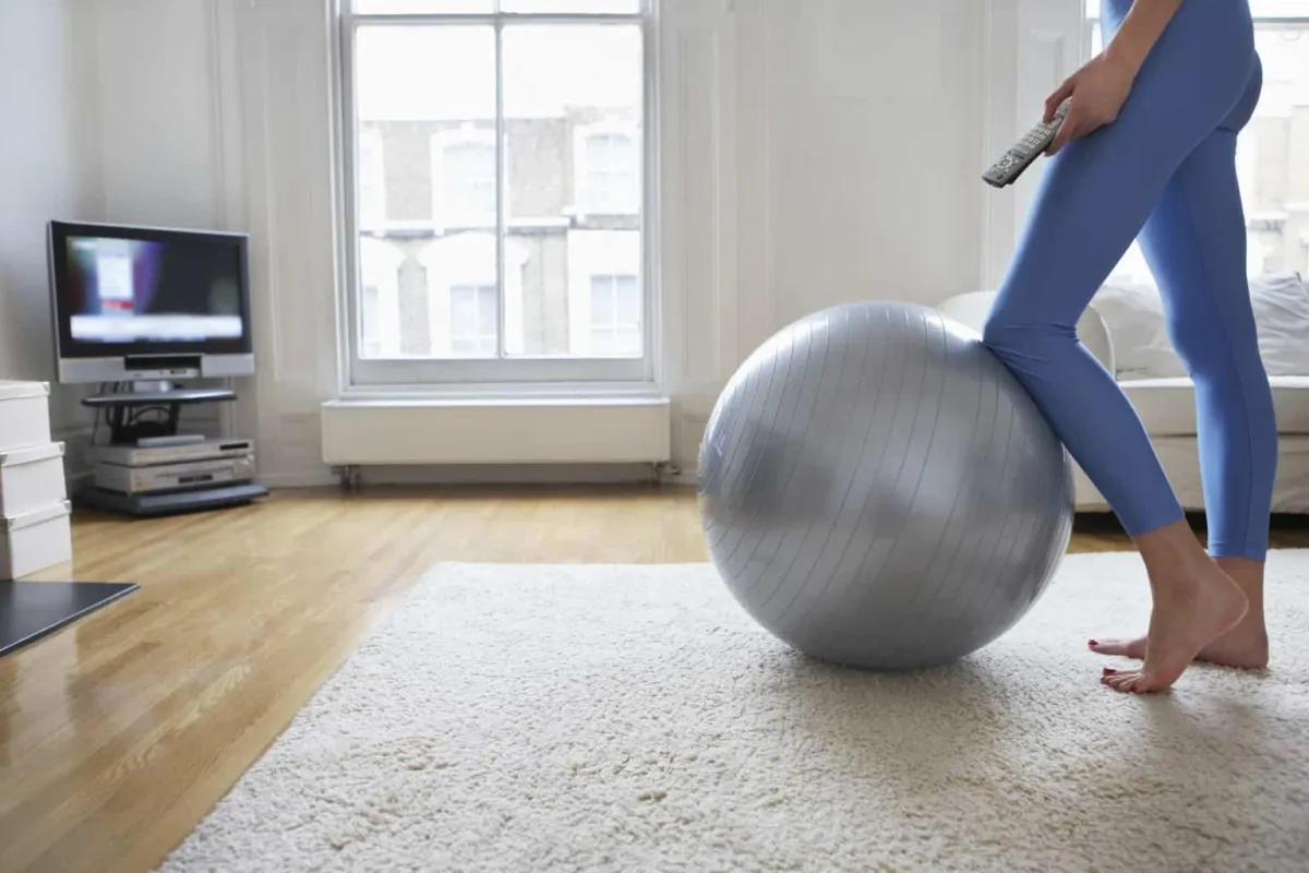 9 Ways to Stay Healthy While Stuck at Home